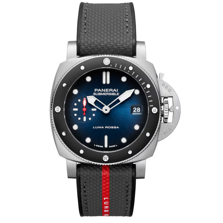 05690996-AC4E-91D6-0574-BA429ED01F28.avif Panerai Submersible Luna Rossa 42mm PAM01565 - Image 1