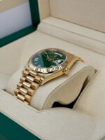 Rolex Day-Date President 40mm Yellow Gold Green Roman Money Dial - 228238 - Image 4