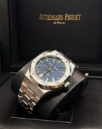 Audemars Piguet Royal Oak Selfwinding Blue dial, 37mm, Stainless steel, 15450ST.OO.1256ST.03 - Image 4