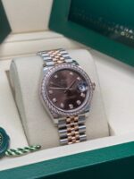 Rolex Datejust m278381-0027/0028 Chocolate Diamond 31mm Dial Diamond-Set Bezel and Oyster Bracelet Watch - Image 3