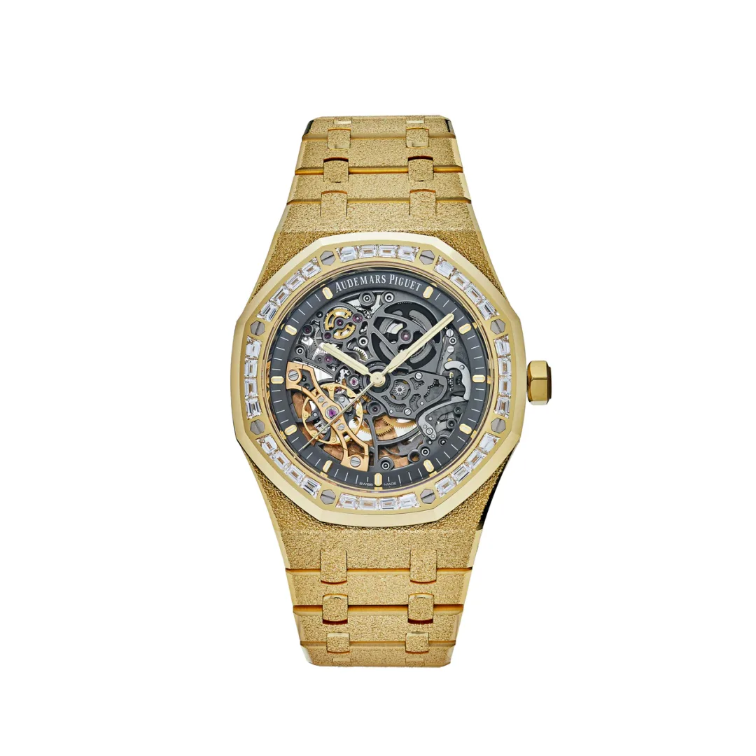 40e17d8143377d2b5160b72f0a0ed526.png Audemars Piguet Royal Oak Double Balance Wheel Openworked 41 Frosted Yellow Gold / Baguette Diamond / Skeletonized / Bracelet - Image 1