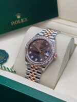 Rolex Datejust m278381-0027/0028 Chocolate Diamond 31mm Dial Diamond-Set Bezel and Oyster Bracelet Watch - Image 4