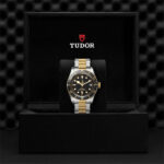 TUDOR Black Bay S&G 41mm Black/Gold Dial Automatic Men's Bracelet Watch M79733N-0008 - Image 4