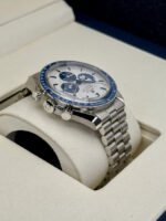 Omega Speedmaster Heritage Models 'Silver Snoopy Award' 50th Anniversary 42mm 310.32.42.50.02.001 - Image 4