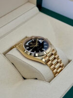 Rolex  Yellow Gold President Day Date 40mm Black Diamond Baguette Dial - 228238 - Image 4