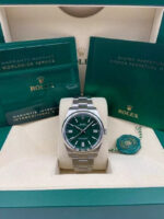 Rolex Oyster Perpetual 41mm 124300-0005 Green Index Dial & Smooth Bezel Oyster Bracelet Men’s Watch - Image 9