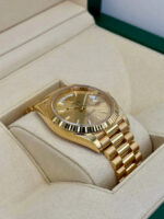 Rolex  Day-Date President 40mm Yellow Gold Champagne Index Dial - 228238 - Image 4