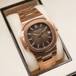 Patek Philippe Nautilus Rose Gold 5711-1R-001 with Light/Dark Brown Gradated dial - Image 4