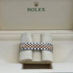 Rolex Lady-Datejust 28mm  279161 Chocolate Roman Dial, Two Tone Stainless Steel & 18K Rose Gold Oyster Bracelet Women's Watch - Image 8