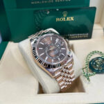 Rolex  Sky-Dweller 42mm 336935-0006 Rose Gold Chocolate Dial Jubilee - Image 3
