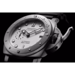 Panerai Submersible 42mm PAM01590 - Image 4